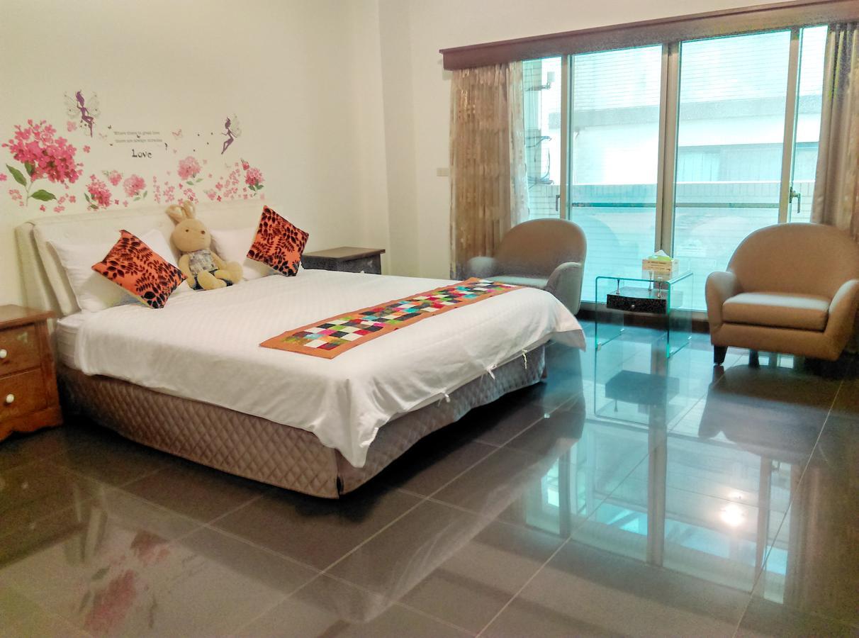 Tainan Yi Home Exterior foto
