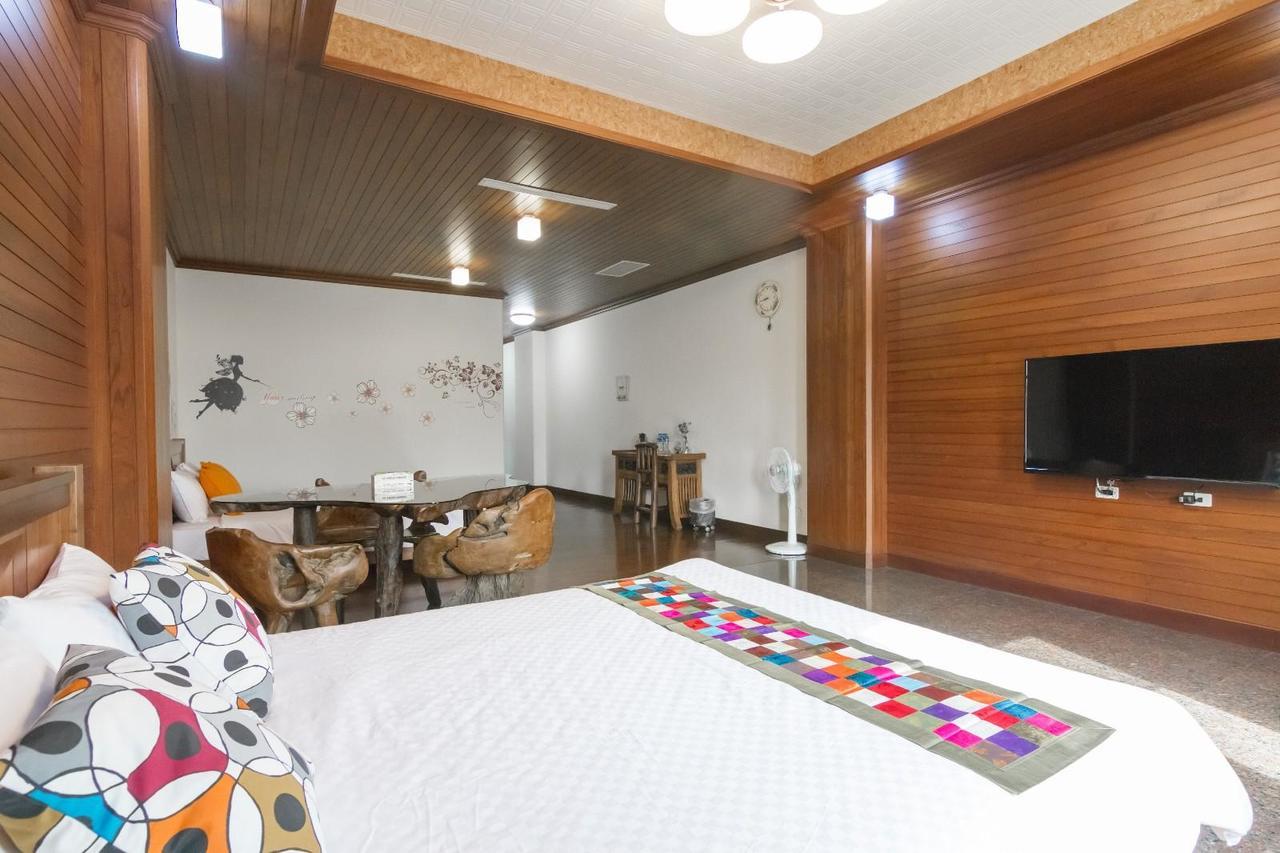 Tainan Yi Home Exterior foto
