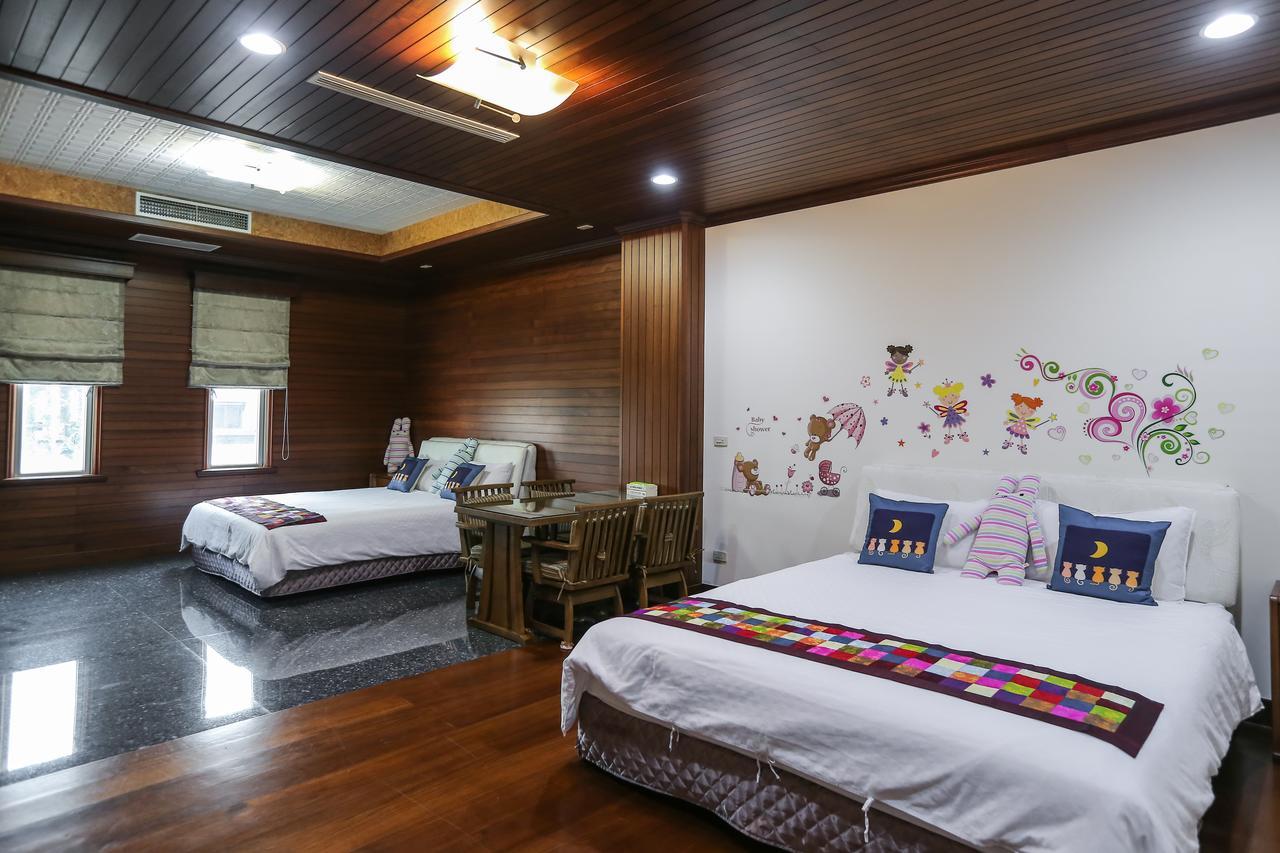Tainan Yi Home Exterior foto