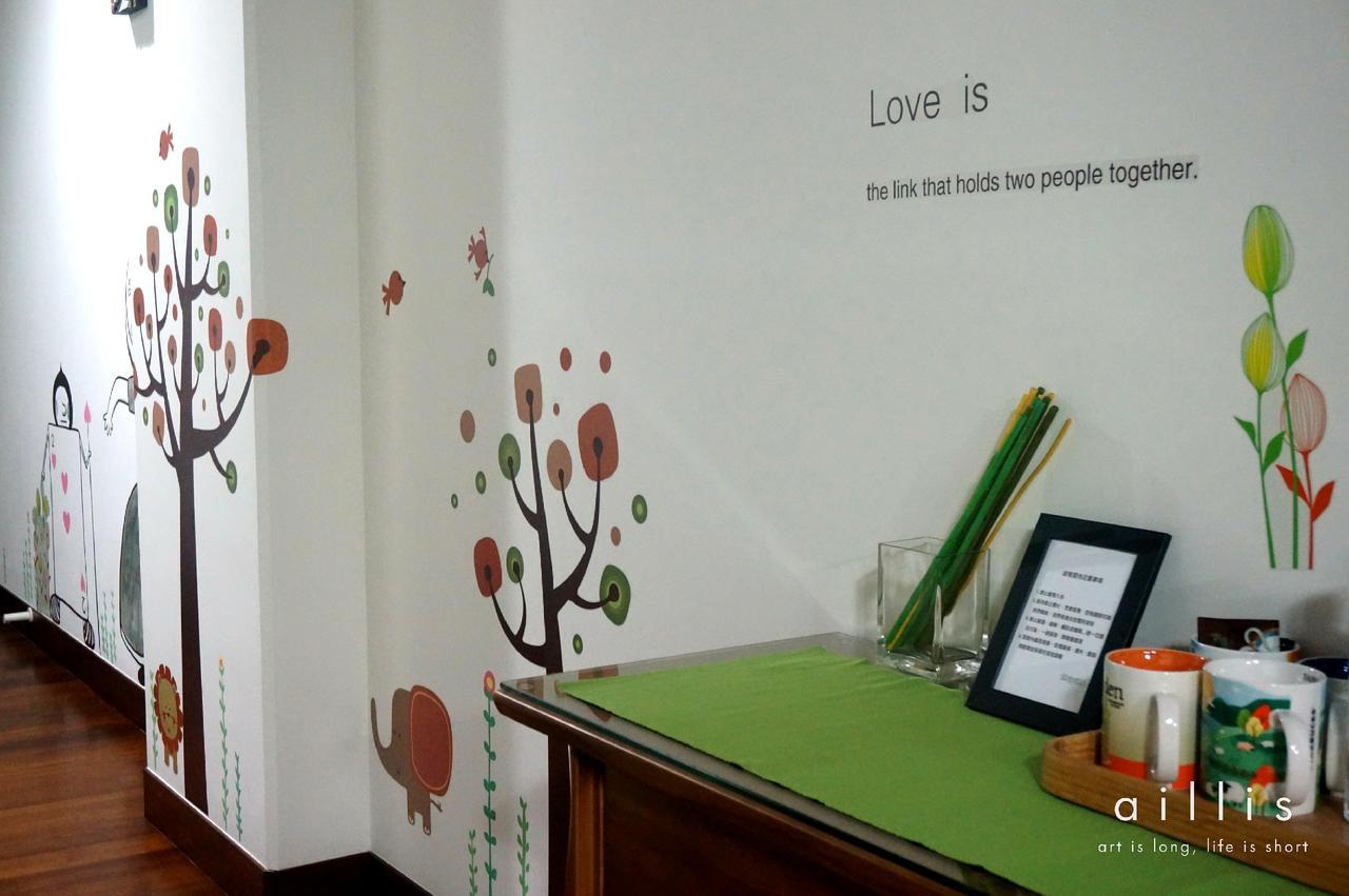 Tainan Yi Home Exterior foto